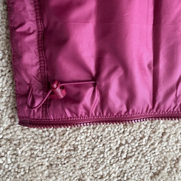NWT Women’s Dusty pink Patagonia puffer Vest - Picture 4 of 5